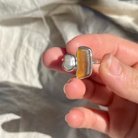 Image 4 of AMBER/PEARL SIREN RING (T)