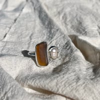 Image 3 of AMBER/PEARL SIREN RING (T)
