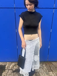 Image 3 of LUNA top black merino round neck 