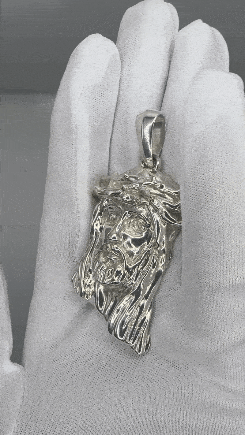 Image of Water and Gold 925 Jesus Piece