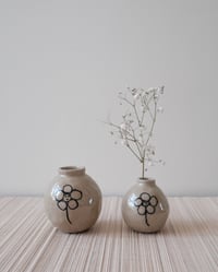 Image 1 of Flower vase (S,M size)