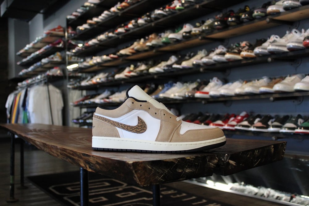Air Jordan I (1) Low SE "Elephant Print/Tan"
