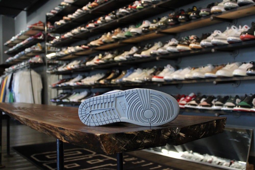 Air Jordan I (1) Low SE "Industrial Blue"