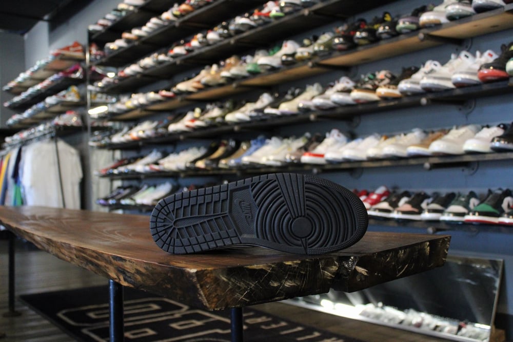 Air Jordan I (1) Low "Blk/White/Split" WMNS