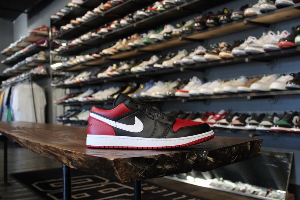 Air Jordan I (1) Low "Alt. Bred Toe"