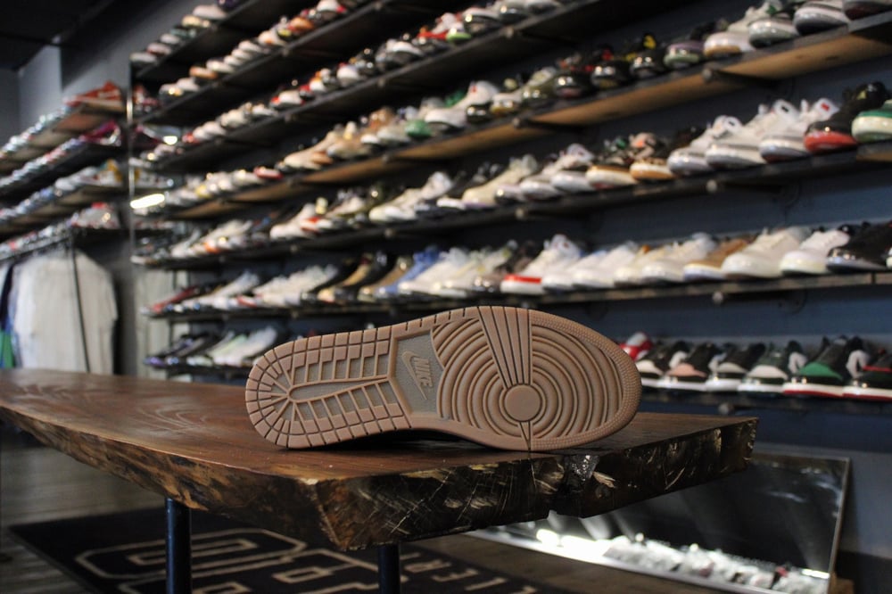 Air Jordan I (1) Low OG x SoleFly "Everglades"