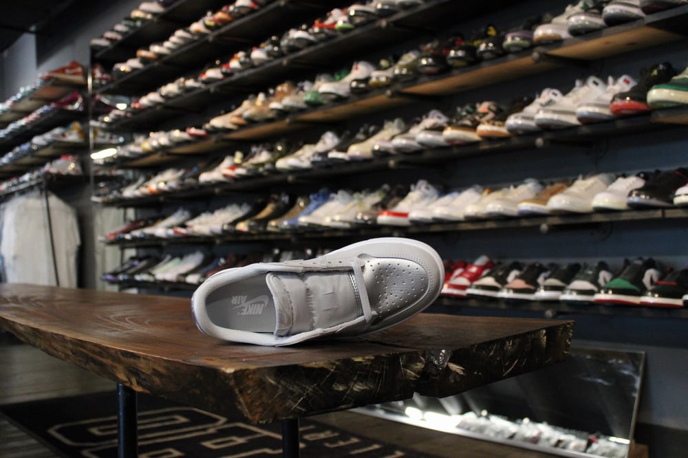 Air Jordan I (1) Low OG "CoJP/Silver"