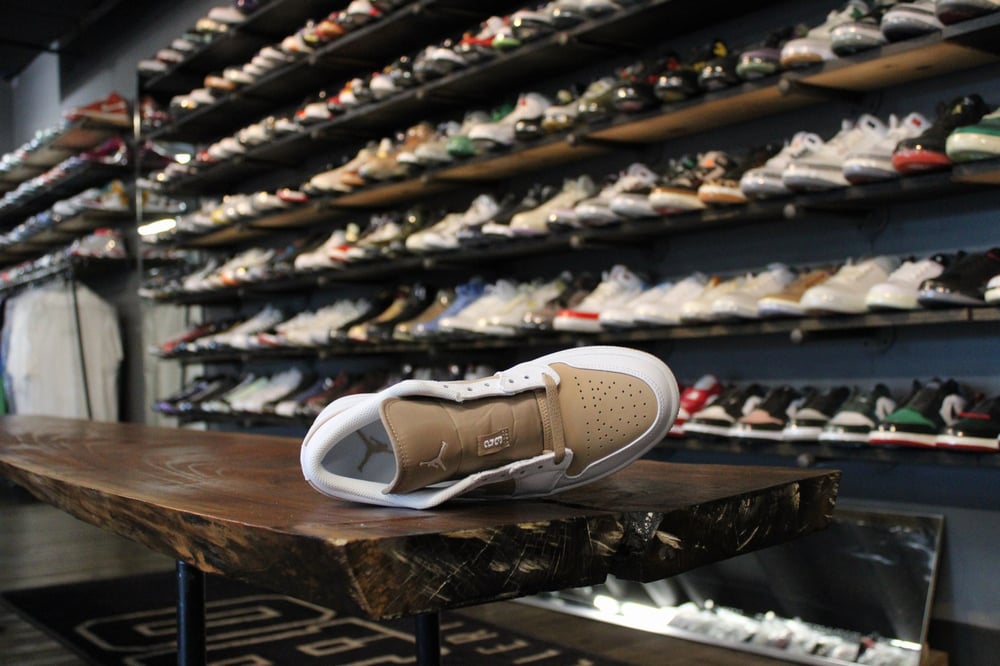 Air Jordan I (1) Low "Hemp/White"