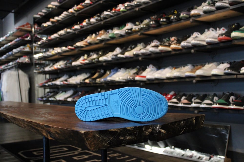 Air Jordan I (1) Low OG "Dark Powder Blue"