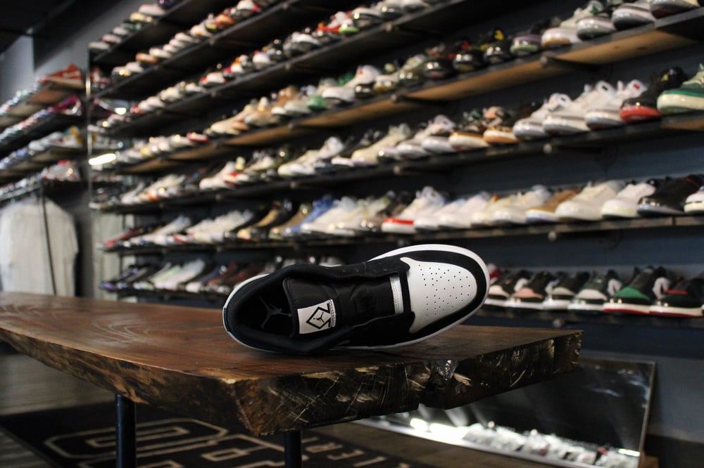 Air Jordan I (1) Low "Diamond Collection"