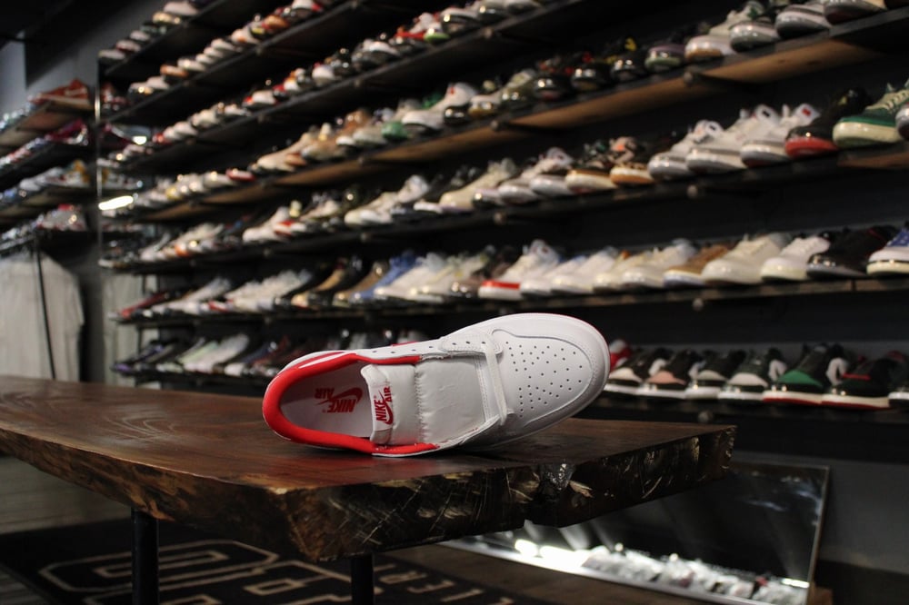 Air Jordan I (1) Low OG "White/University Red"