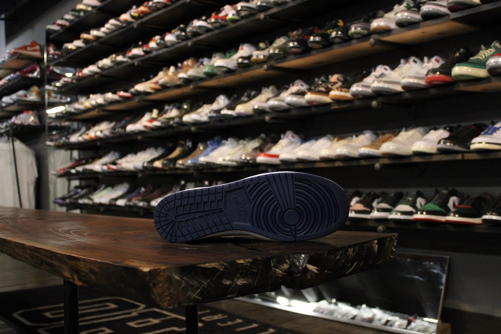 Air Jordan I (1) Low OG '85 "Metallic Navy"