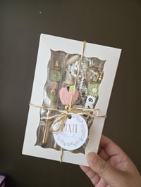 Image 1 of 3-Item Gift Box 
