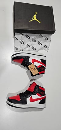 Image 5 of Air Jordan1