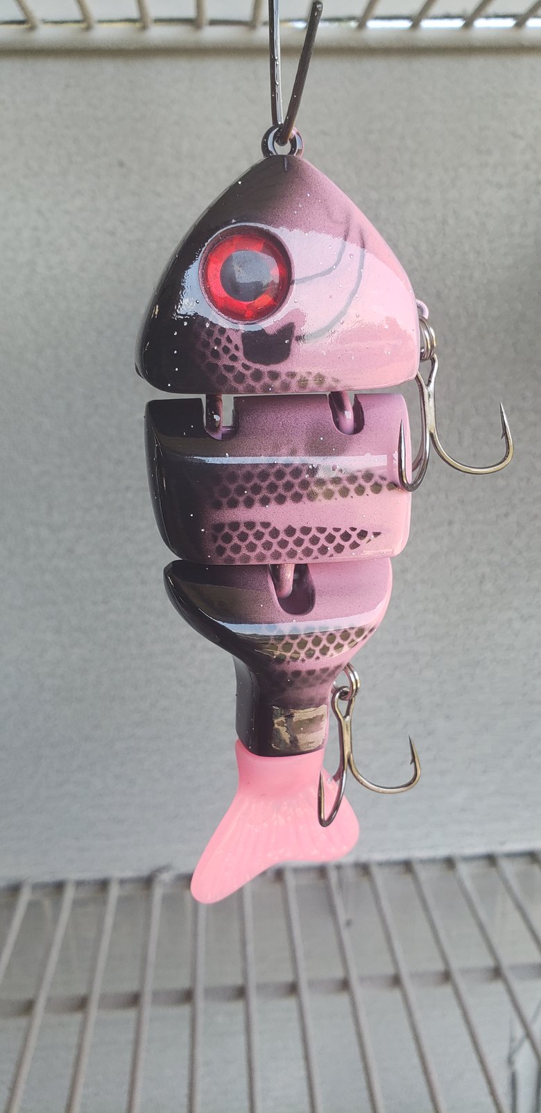 Image of Bubblegum Bluegill. 5", 1-5/8 ozs.