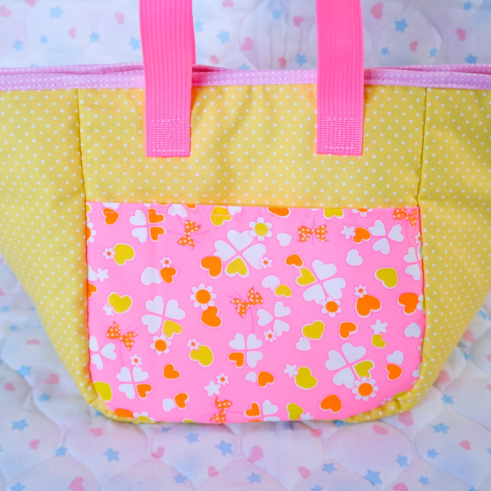 Nifty Bag: 02