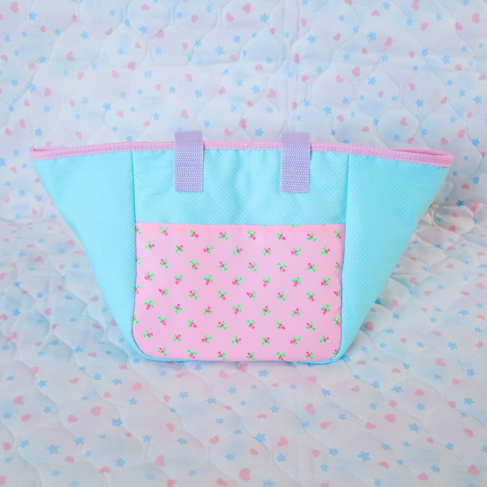 Nifty Bag: 03
