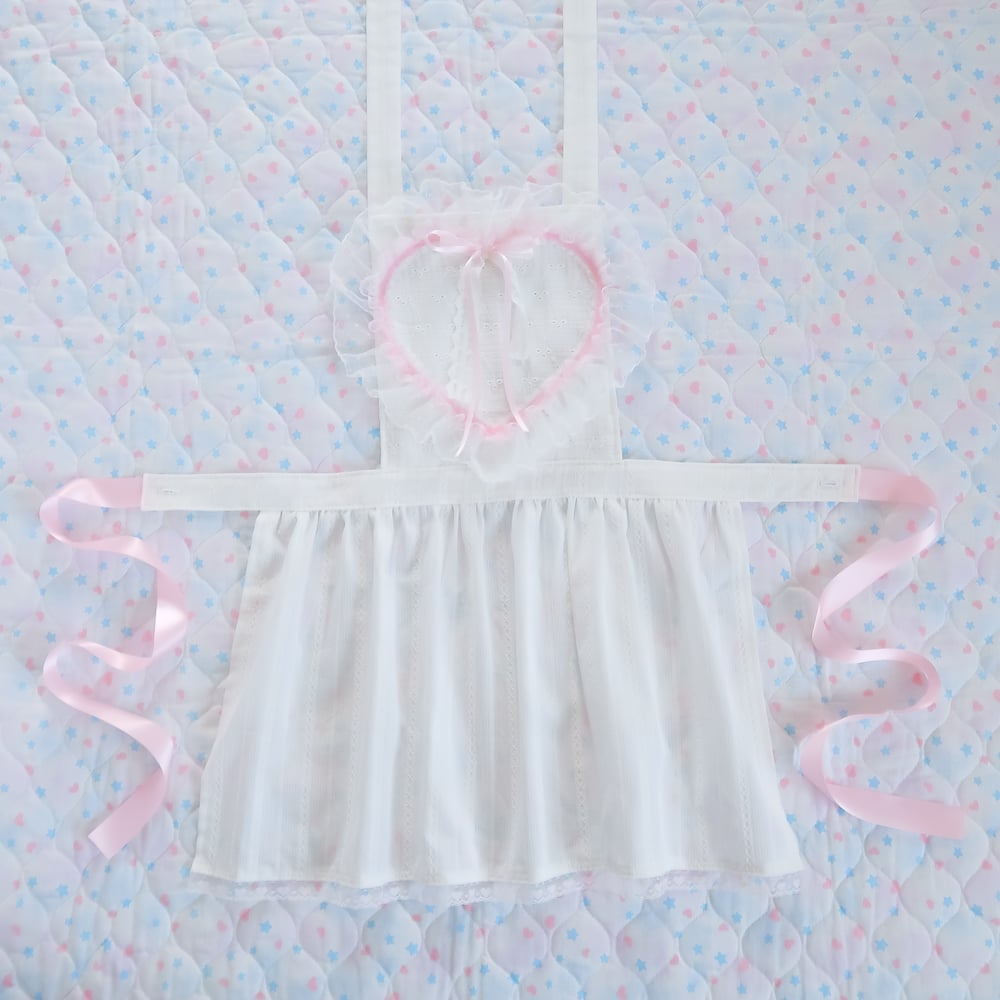 Lacey Heart Apron