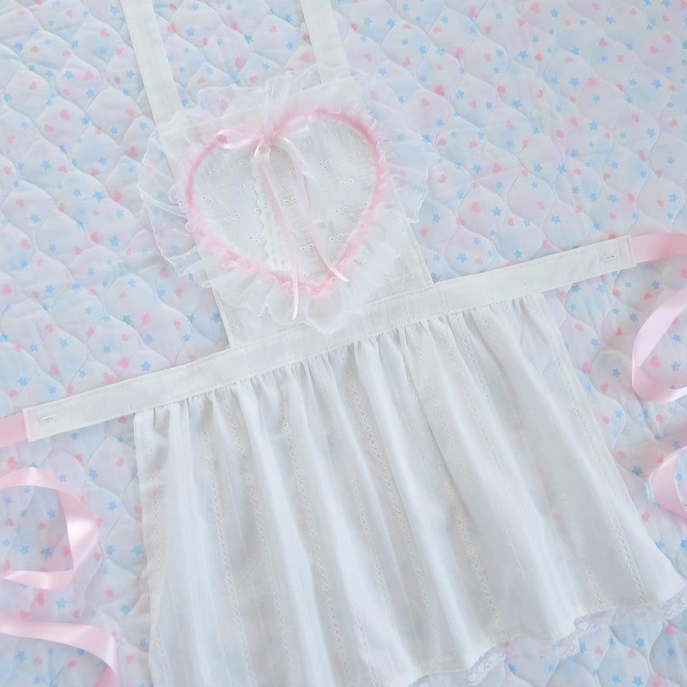 Lacey Heart Apron