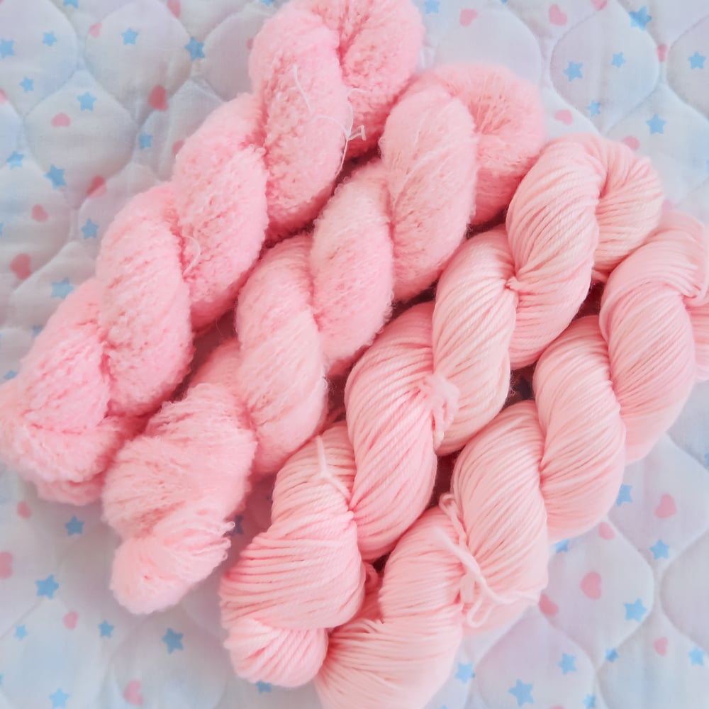 Yarn: Flamingo