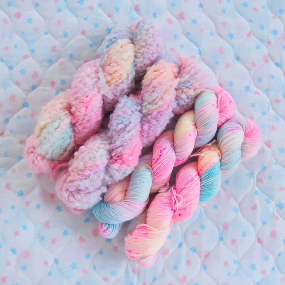 Yarn: Cloud Candy