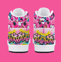 Image 2 of Tyra Catz