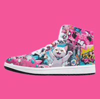 Image 3 of Tyra Catz