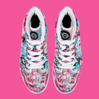 Image 4 of Tyra Catz