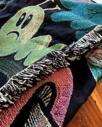 Image 4 of The Forest Floor Reveals Throw 
