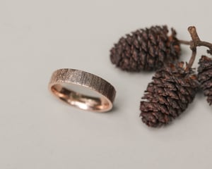 Image of 9ct Rose gold 5mm flat court horn textured ring