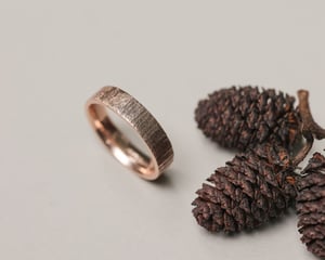 Image of 9ct Rose gold 5mm flat court horn textured ring