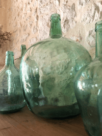 Image 4 of Dames Jeanne