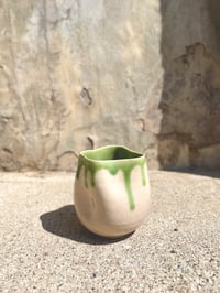 Image 2 of vessel (drippy)