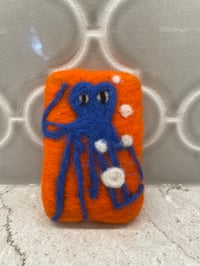 Image 1 of Blue octopus