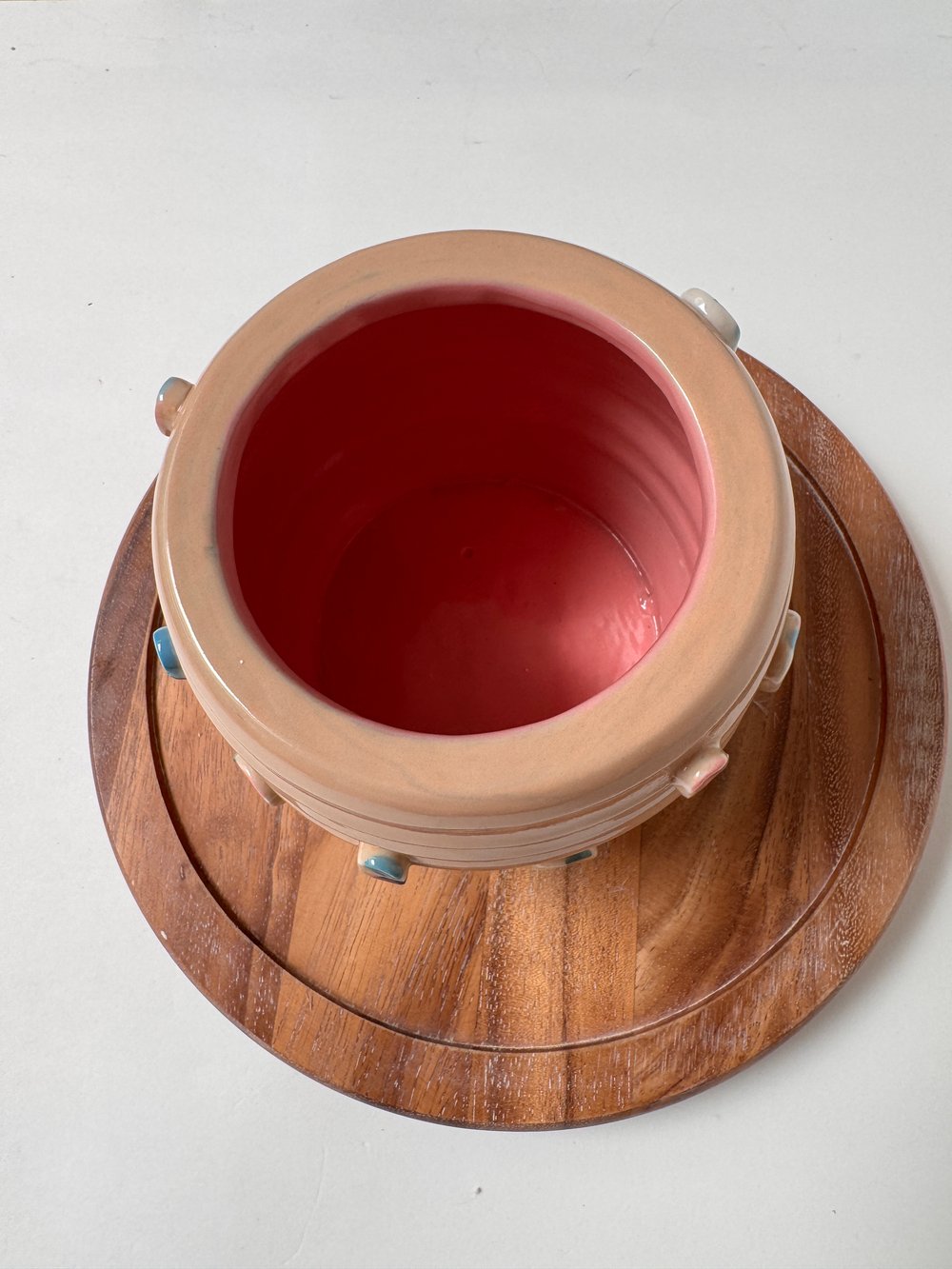 Image of Medium Ribbed Planter