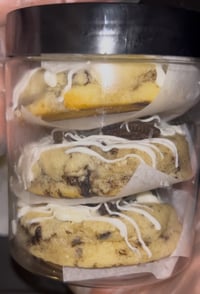 Image 4 of Cookies and cream cookies