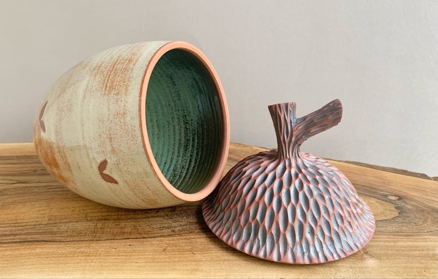Image of Acorn Jar 4 