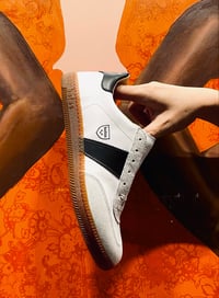 Image 9 of Botas og white leather Trainer sneaker made in Czech Republic 