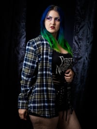 Image 3 of Large Arch Enemy Flannel