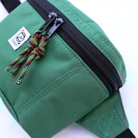 Image 5 of Mini Hip Pack Green övtáska