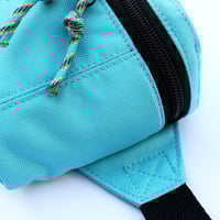 Image 4 of Mini Hip Pack Turquoise övtáska