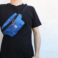 Image 1 of Mini Hip Pack Blue övtáska