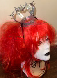 Image 1 of metal screws mini crown