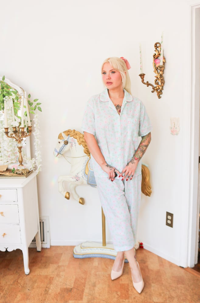 Image of Vintage 1980s Lady Lindsey Pastel Blue Floral PJ Set (Medium)