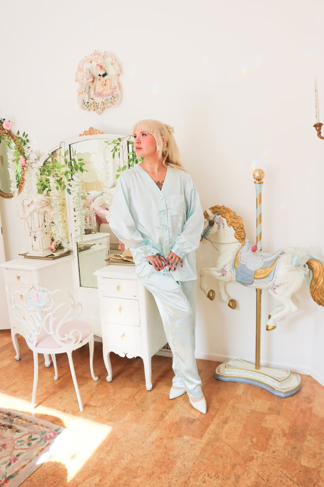 Image of 90s Erika Taylor Silky Pastel Blue Two Piece Pajama Set (Large)