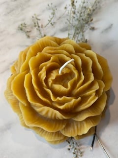 LARGE FLOWER CANDLE * VELA DE FLOR GRANDE