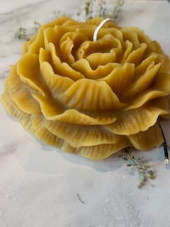 LARGE FLOWER CANDLE * VELA DE FLOR GRANDE