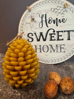 PINE CONE CANDLE * VELA CONO DE PINO