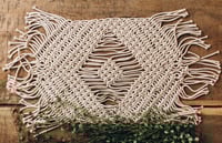 Macramee layer 