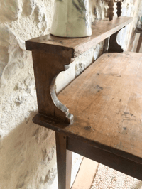 Image 3 of Petite table ancienne en bois